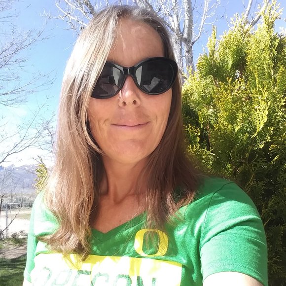 Meet your Posher, Tonya - Picture 2 of 8